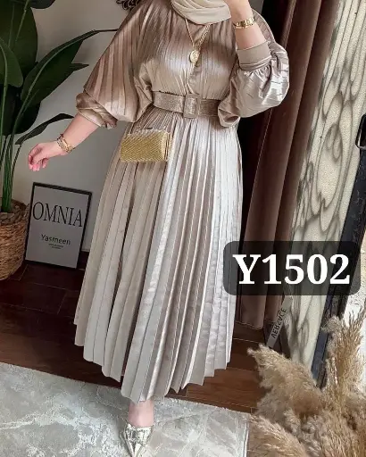 [Y1502] دريس شيك وانيق وسيمبيل